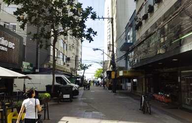 Imagem: O apartamento possui 2 Dormitórios, 1 Banheiro, 46m² de Área