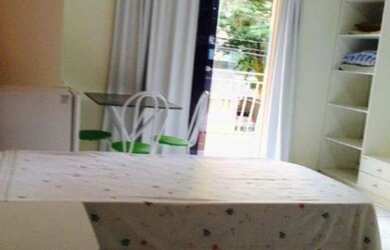 Imagem: A casa possui 6 Dormitórios, 4 Suítes, 6 Banheiros, 6 Vagas