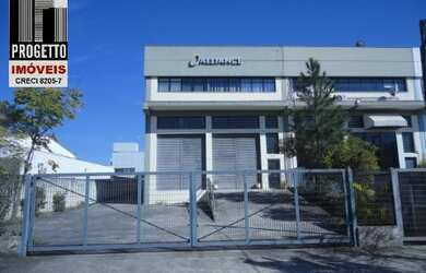 Imagem: O depósito possui 1400m² de Área e está localizado em Tamboré