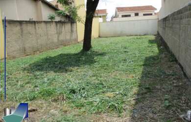 Imagem: O terreno possui 476m² de Área Privada e está localizado