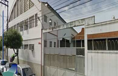 Imagem: O depósito e possui 2860-0m² de Área está localizado em