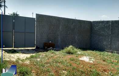 Imagem: O terreno possui 511m² de Área Privada e está localizado