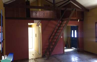 Imagem: A loja possui 1 Dormitório, 2 Banheiros e 104m² de Área e