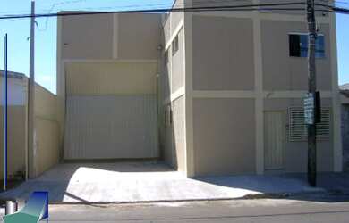 Imagem: O depósito possui 3 Banheiros, 528m² de Área e 522m² de