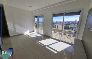 Imagem: O studio possui 1 Dormitório, 2 Banheiros, 1 Vaga na garagem