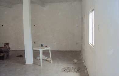 Imagem 4: LOJA COM BANHEIRO FRENTE A PISTA PRINCIPAL