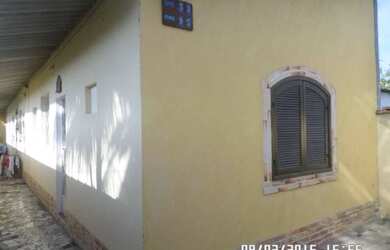 Imagem: A casa em condomínio possui 1 Dormitório, 1 Banheiro e está