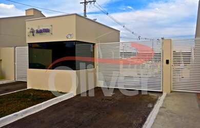 Imagem: A casa em condomínio possui 3 Dormitórios, 195m² de Área