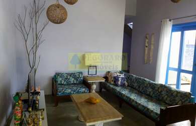 Imagem: A casa possui 5 Dormitórios, 1 Suíte, 3 Banheiros, 5 Vagas