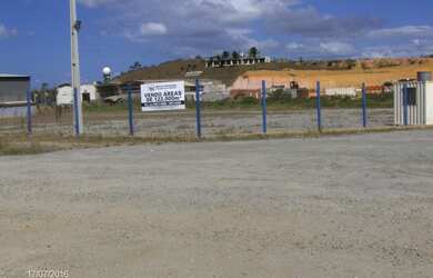 Imagem: O depósito possui 122.000m² de Área, 123.000m² de Área