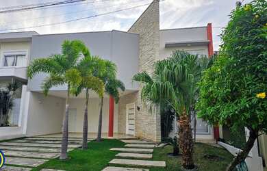 Imagem: A casa em condomínio possui 4 Dormitórios, 3 Suítes, 6 Banheiros