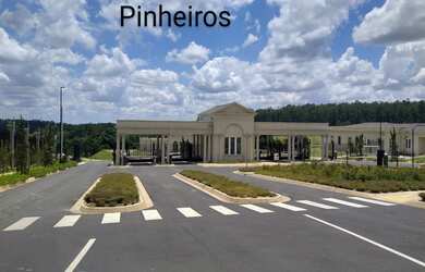 Imagem: O terreno possui 660m² de Área Privada e está localizado