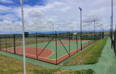 Imagem: O terreno possui 433m² de Área Privada e está localizado