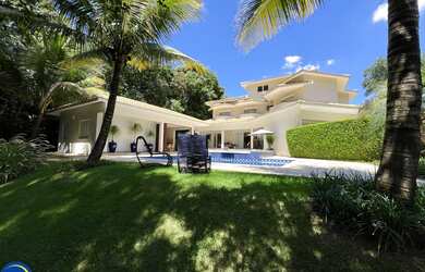 Imagem: A casa em condomínio à venda possui 4 Dormitórios, 4 Suítes