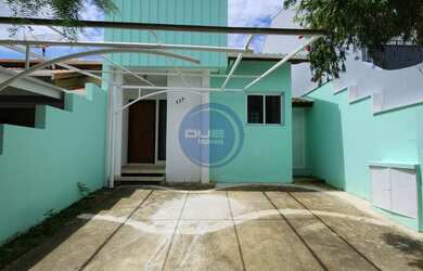 Imagem: A casa em condomínio possui 2 Dormitórios, 1 Suíte, 1 Banheiro