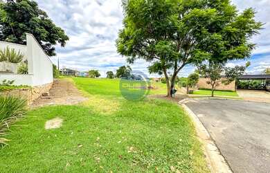 Imagem: O terreno possui 1000m² de Área Privada e está localizado