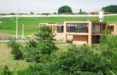 Imagem: O terreno possui 2.686m² de Área Privada e está localizado