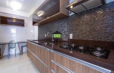 Imagem 9: Lindo apartamento em Andar alto com vista livre para a Sociedade Hípica...