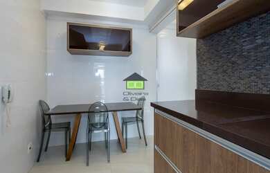 Imagem 10: Lindo apartamento em Andar alto com vista livre para a Sociedade Hípica...