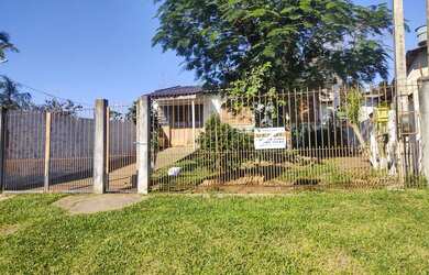 Imagem: A casa possui 2 Dormitórios, 1 Banheiro, 270m² de Área e