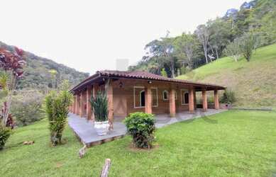 Imagem 2: Sítio à venda em Juquitiba / SP, localizado em um lindo vale, rodeado...