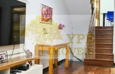 Imagem: A casa em condomínio possui 3 Dormitórios, 3 Suítes, 5 Banheiros