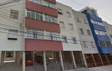 Imagem: O apartamento possui 4 Dormitórios, 1 Suíte, 3 Banheiros