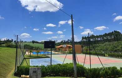 Imagem: A casa à venda possui 4 Dormitórios, 4 Suítes, 12 Vagas na