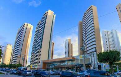 Imagem: O apartamento possui 3 Dormitórios, 2 Suítes, 4 Banheiros