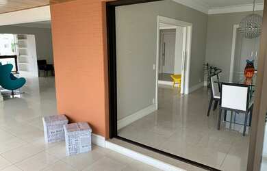 Imagem: O apartamento possui 3 Dormitórios, 3 Suítes, 6 Banheiros