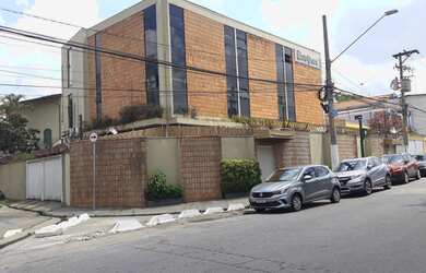 Imagem: A sala comercial possui 724m² de Área Privada e está localizado