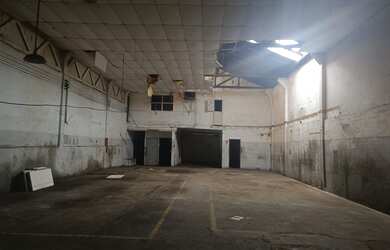 Imagem: O depósito possui 880m² de Área Privada e está localizado