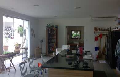 Imagem: A casa possui 7 Dormitórios, 8 Banheiros e 1000m² de Área