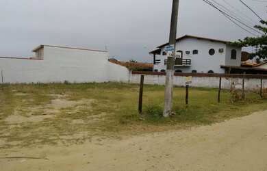 Imagem: O terreno possui 590m² de Área e está localizado em Pontinha