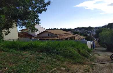 Imagem: O terreno possui 326m² de Área e está localizado em Bacaxá