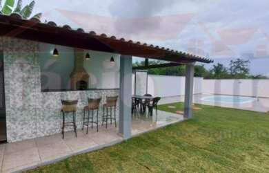 Imagem: A casa possui 2 Dormitórios, 1 Suíte, 2 Banheiros, 600m²