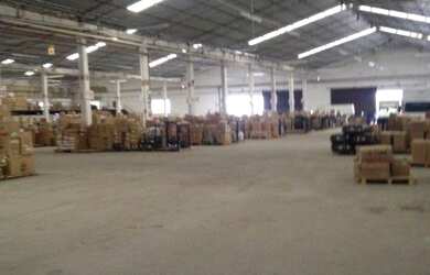 Imagem: O depósito possui 9732m² de Área e está localizado em Vila