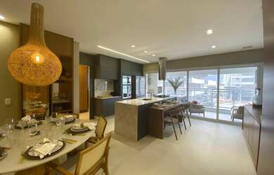 Imagem: O apartamento possui 3 Dormitórios, 1 Suíte, 4 Banheiros