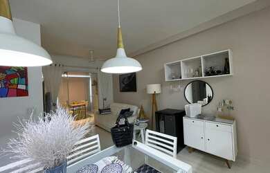 Imagem: O apartamento possui 3 Dormitórios, 1 Suíte, 2 Banheiros