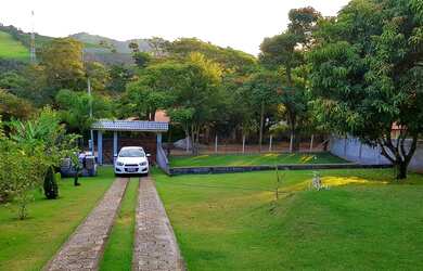 Imagem 3: Casa de Alto padrão localizada em condomínio em Atibaia