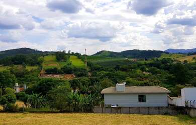 Imagem 6: Casa de Alto padrão localizada em condomínio em Atibaia