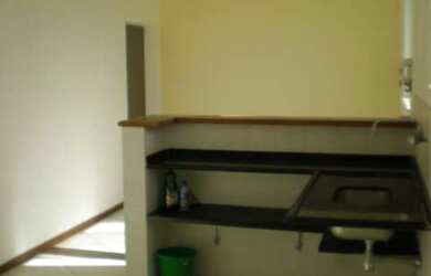 Imagem 8: 3 dormitórios, 1 suítes, 2 banheiro, 2 vagas na garagem, 270M² de Área Construída