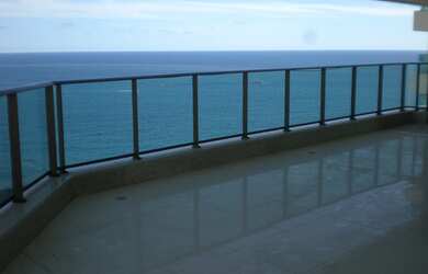 Imagem 8: 4 dormitórios, 4 suíte, 4 banheiro, 4 vagas na garagem, 305M² de Área Construída