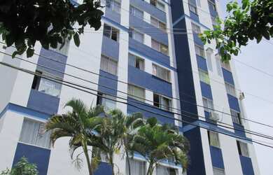 Imagem: O apartamento possui 2 Dormitórios, 1 Suíte, 2 Banheiros