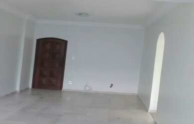 Imagem: O apartamento possui 4 Dormitórios, 2 Suítes, 3 Banheiros