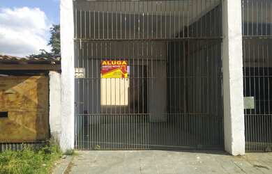 Imagem: A casa possui 1 Dormitório, 2 Vagas na garagem e está localizado