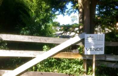 Imagem: O terreno possui 1.900m² de Área Privada e está localizado