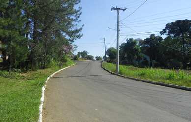 Imagem: O terreno possui 750m² de Área Privada e está localizado