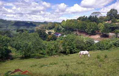Imagem: O terreno possui 1.080m² de Área Privada e está localizado
