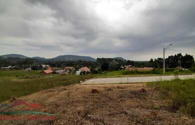 Imagem: O terreno possui 366m² de Área Privada e está localizado